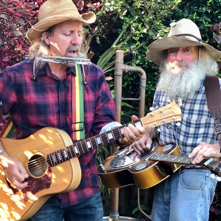 Featured image for “Free Live Music Fridays: The Possum Scratchers at Club Lake Cathie”